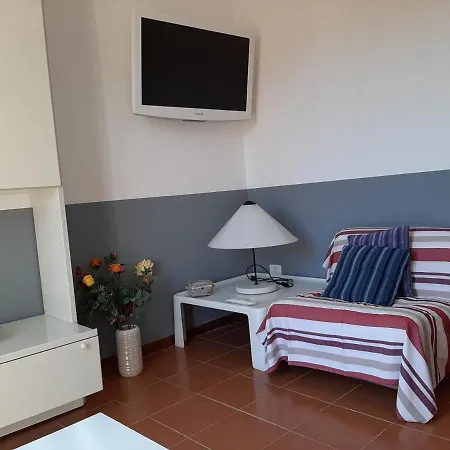 La Dimora Di Nadine בית נופש *